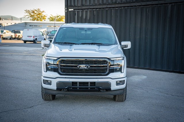 2025 Ford F-150 Lariat photo 2