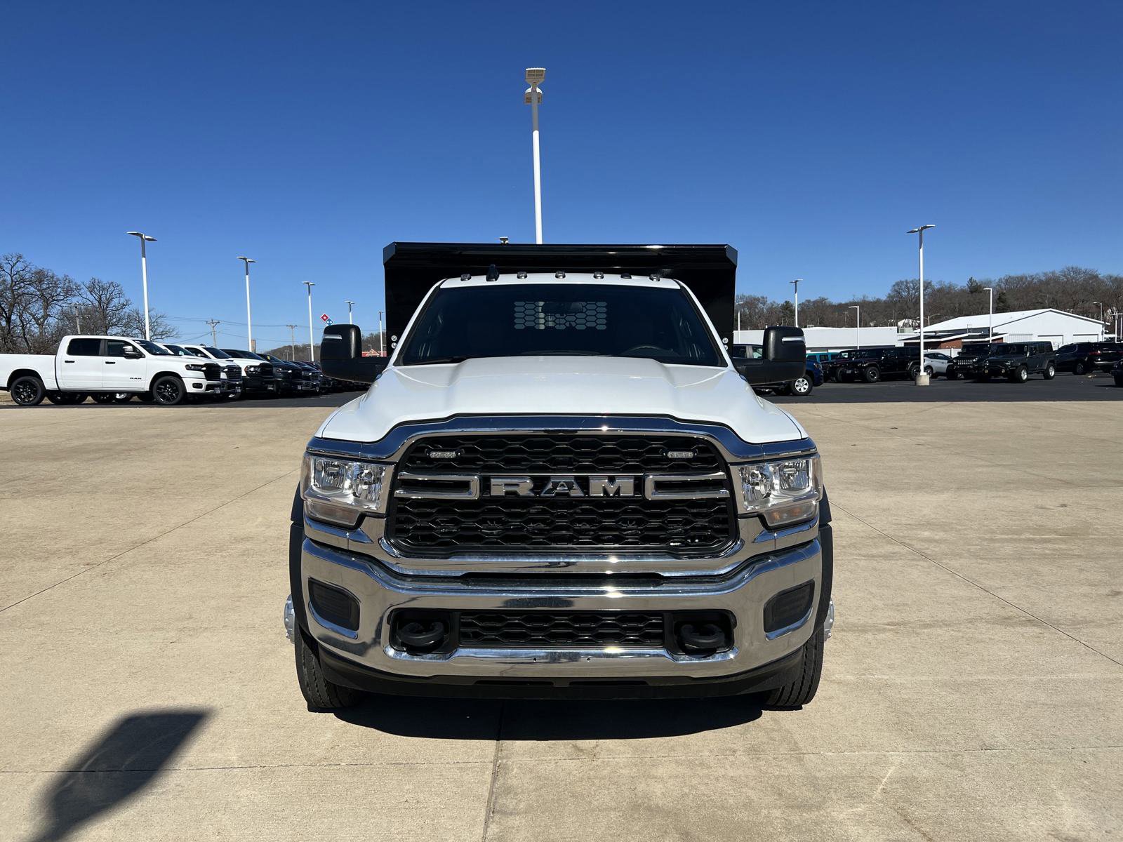 2024 Ram 5500 Tradesman photo 4