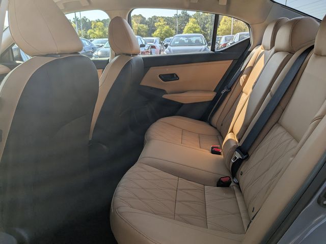 2025 Nissan Sentra SV photo 13