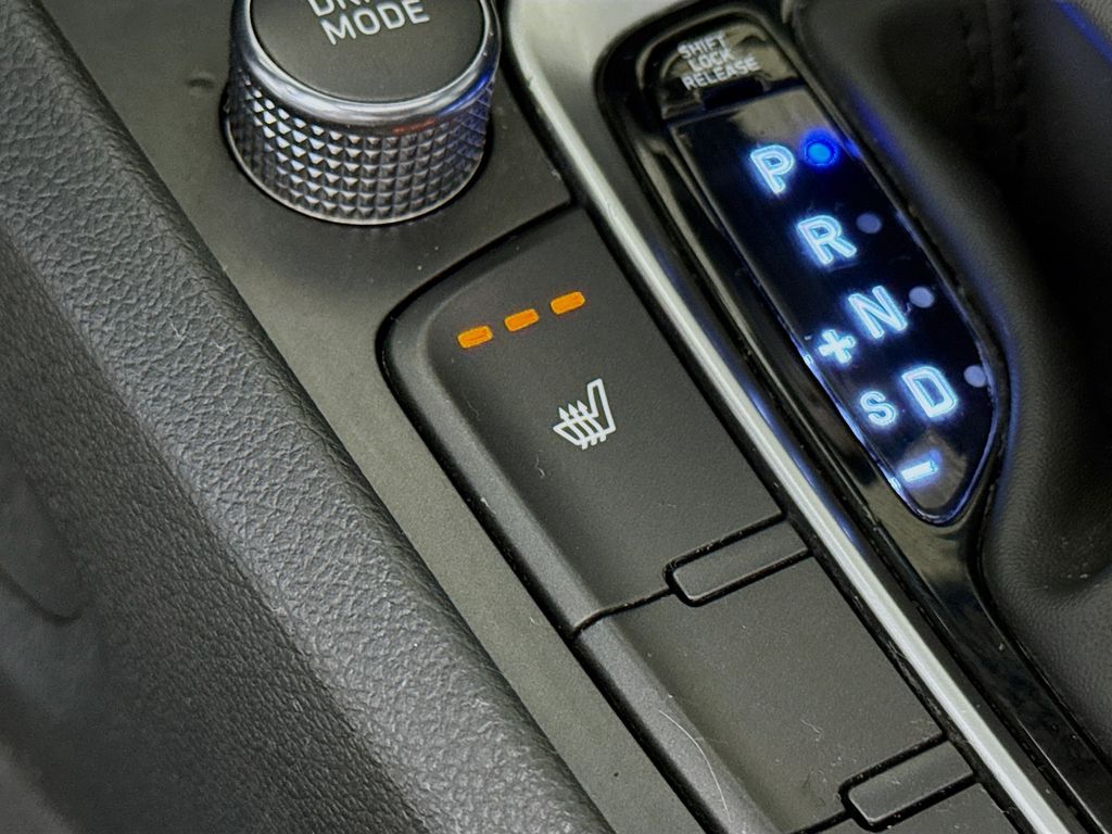 2023 Hyundai Kona SEL photo 23