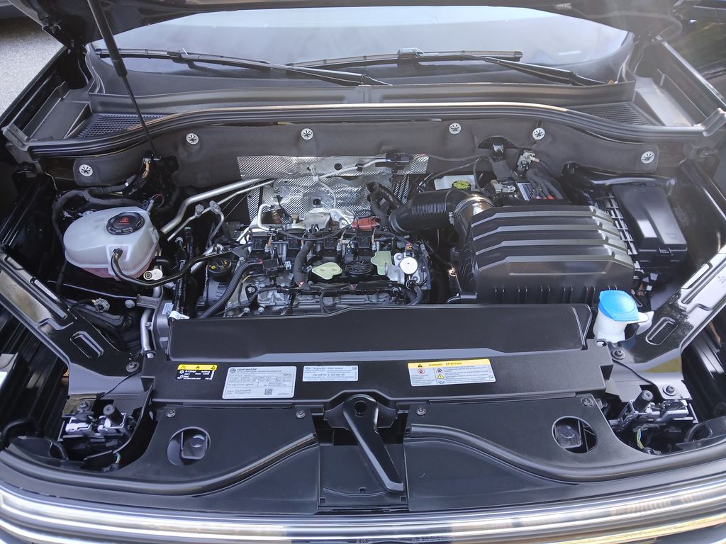 2024 Volkswagen Atlas SE Technology photo 17