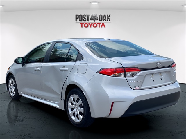2024 Toyota Corolla LE photo 5