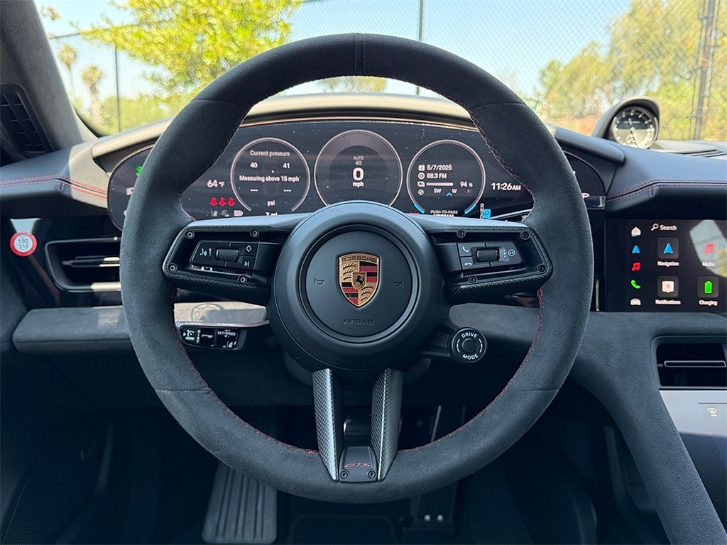 2025 Porsche Taycan GTS photo 16
