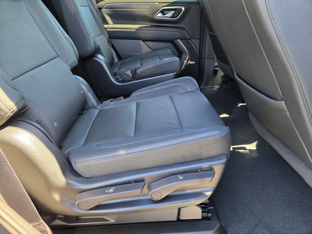 2022 Chevrolet Tahoe LT photo 14