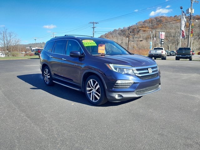 2016 Honda Pilot Elite photo 2