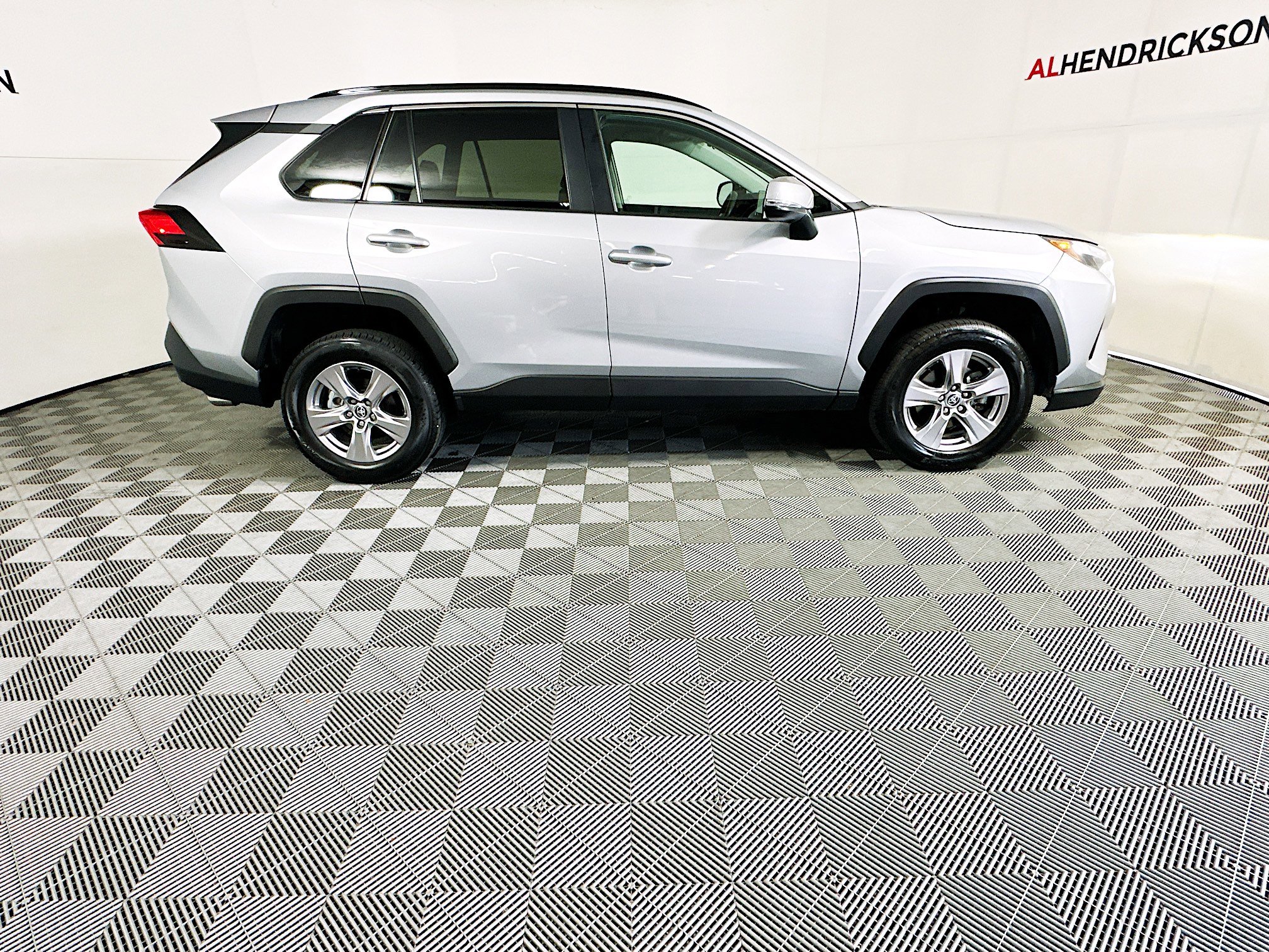 Used 2024 Toyota RAV4 XLE with VIN 2T3W1RFV8RW325860 for sale in Northfield, Minnesota