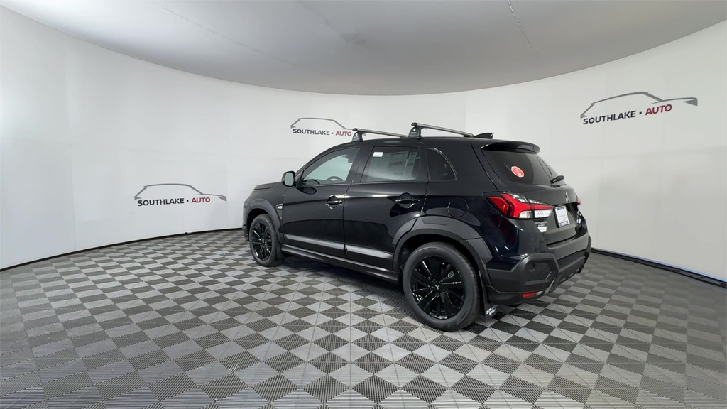 2025 Mitsubishi Outlander Sport ES SE LE photo 2
