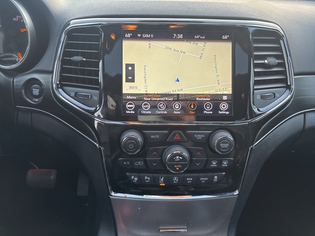 2021 Jeep Grand Cherokee Anniversary Edition photo 12