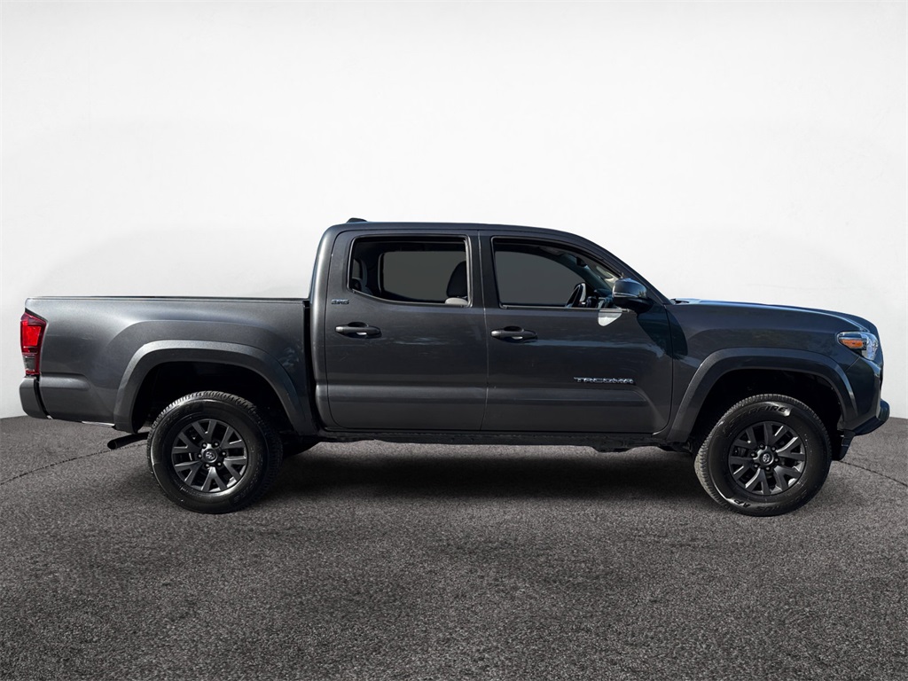 2023 Toyota Tacoma SR5 photo 7
