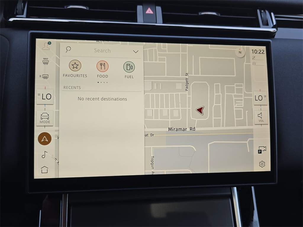 2026 Land Rover Range Rover Velar P250 S photo 17