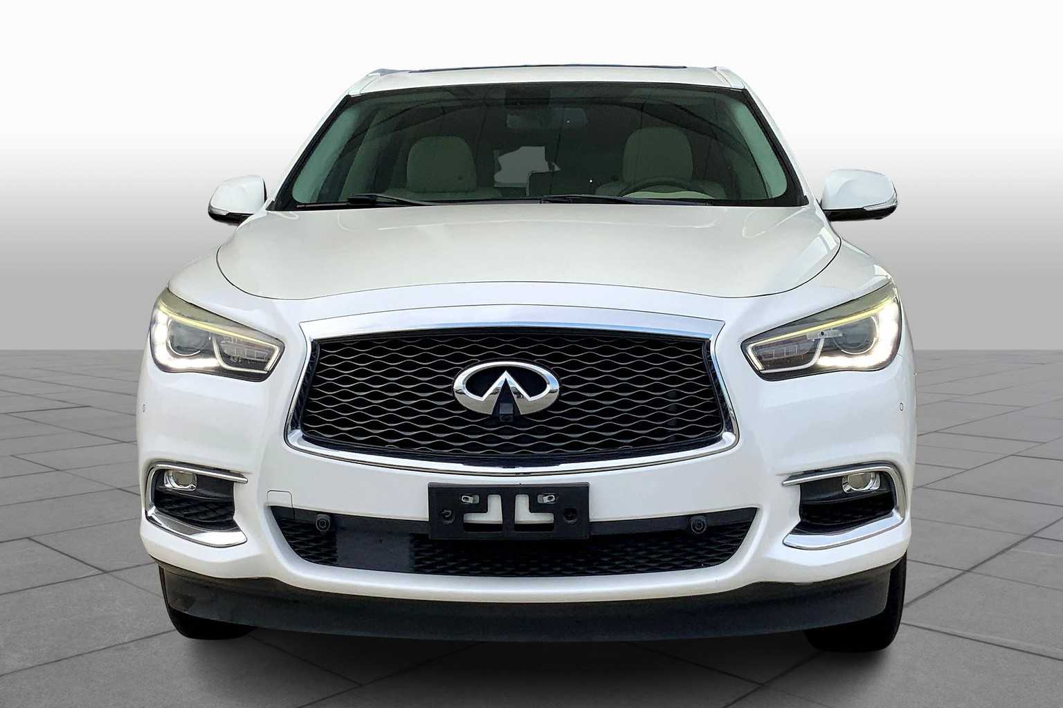 2018 Infiniti QX60 Plus Premium photo 2