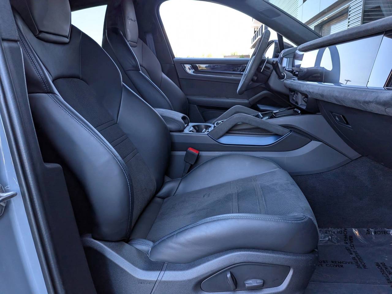 2024 Porsche Cayenne Turbo GT photo 20
