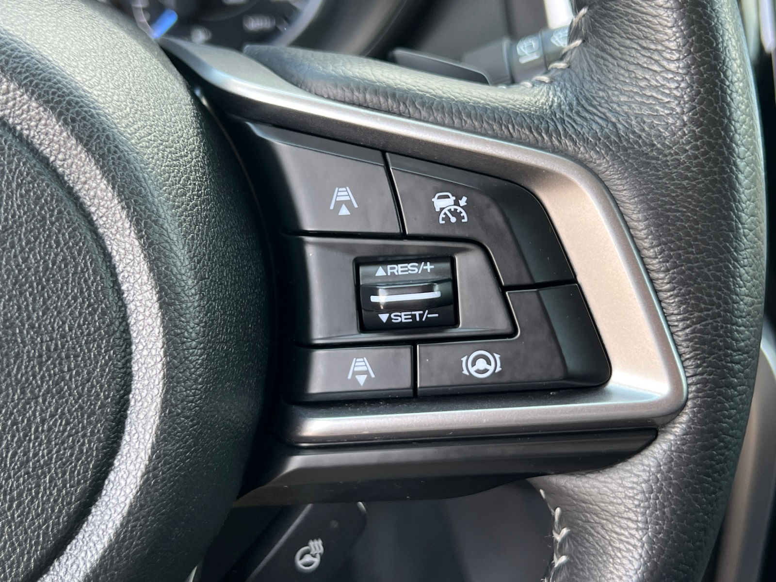 2021 Subaru Ascent Limited photo 24