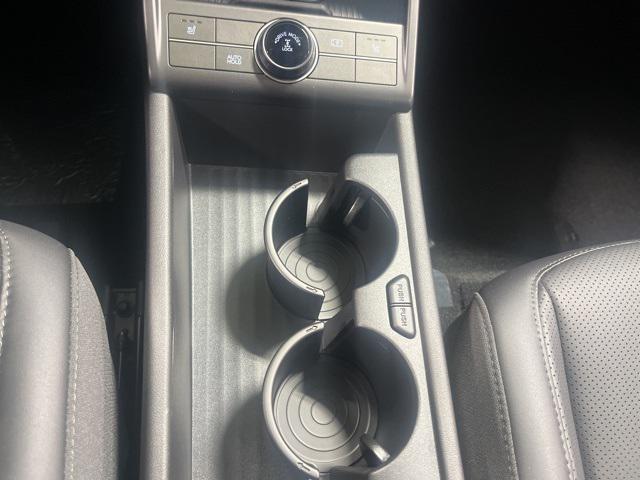 2026 Hyundai Kona SEL photo 15