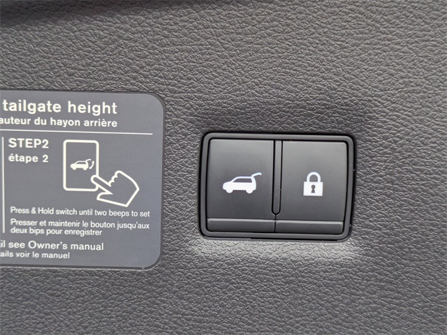 2022 Infiniti QX55 Essential photo 13