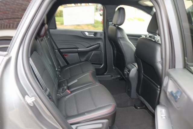 2025 Ford Escape Hybrid ST-Line Select photo 23