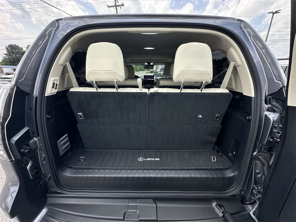 2023 Lexus GX 460 Luxury photo 25
