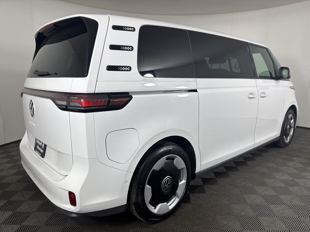 2025 Volkswagen ID. Buzz Pro S photo 3