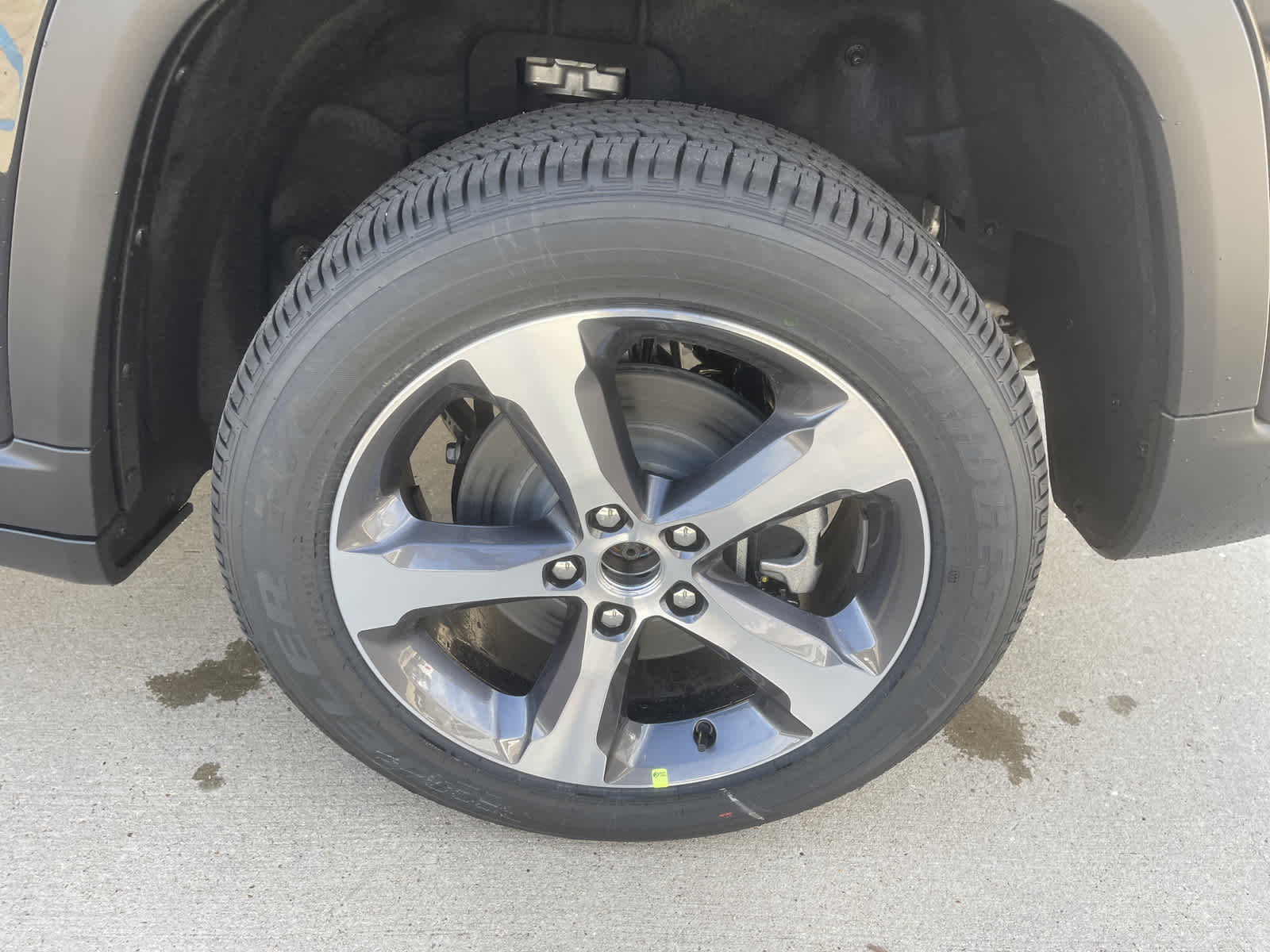 2024 Jeep Cherokee 4xe photo 5