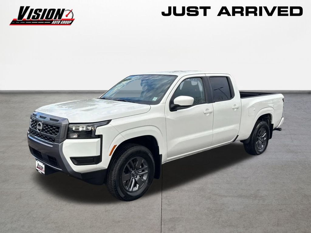 2026 Nissan Frontier SV's photo