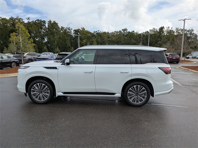 2026 Infiniti QX80 Luxe photo 6