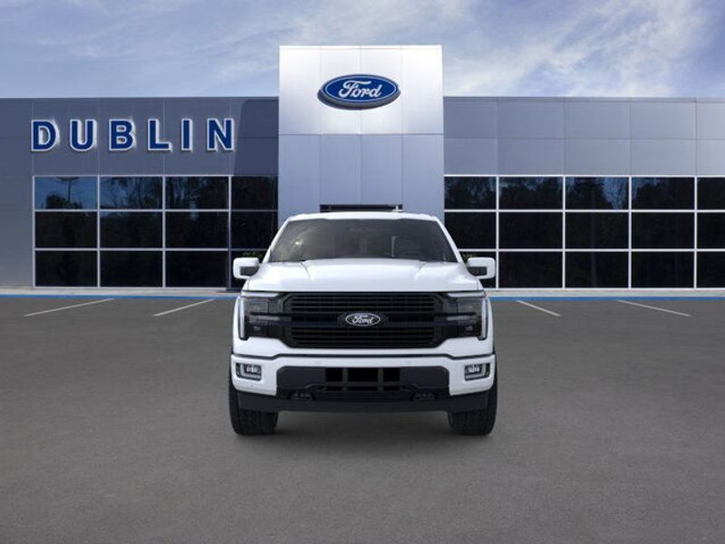 2025 Ford F-150 Platinum photo 4