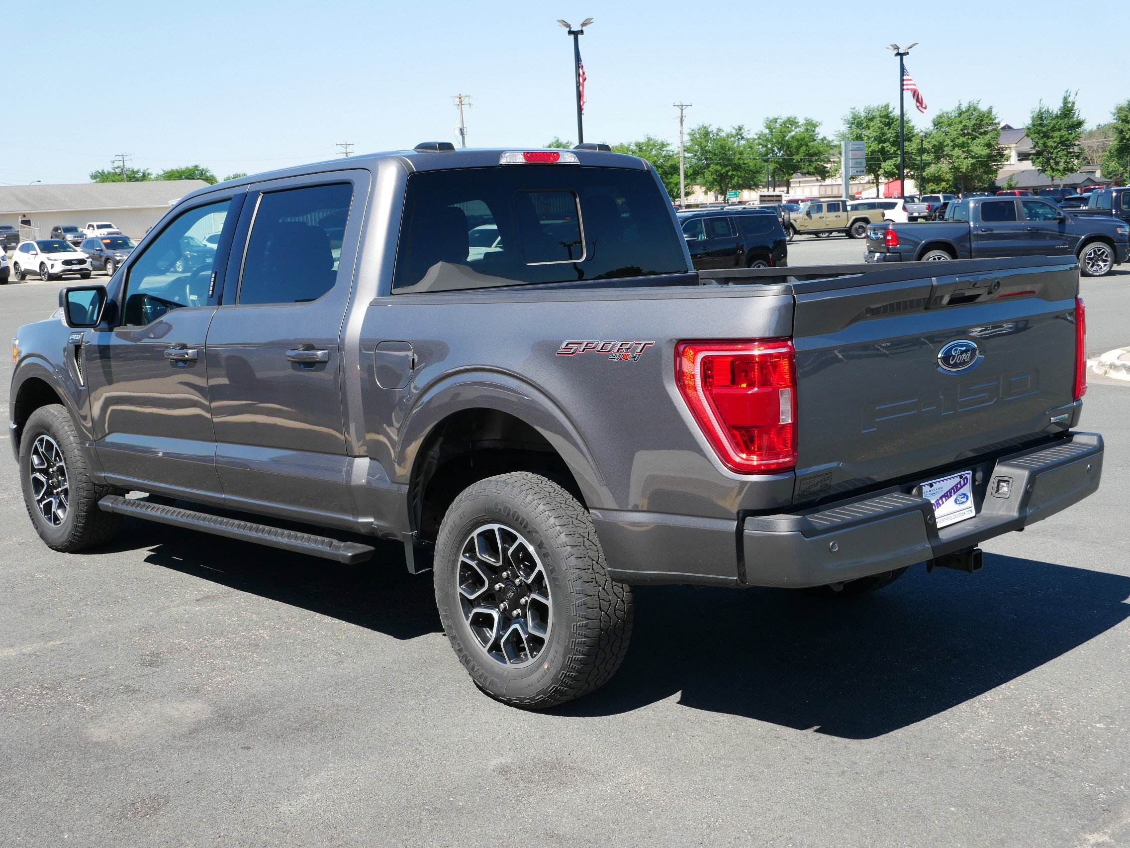 2023 Ford F-150 XLT photo 6