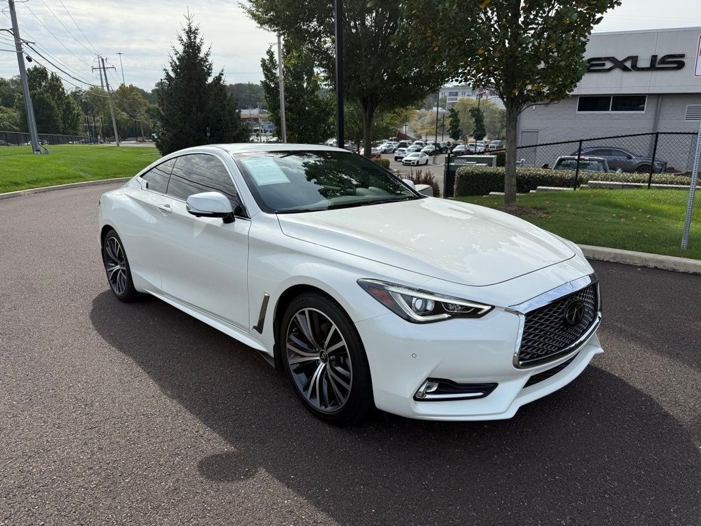 2021 Infiniti Q60 3.0t Luxe photo 3