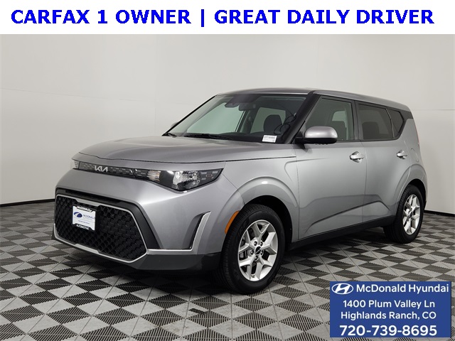 2023 Kia Soul LX's photo