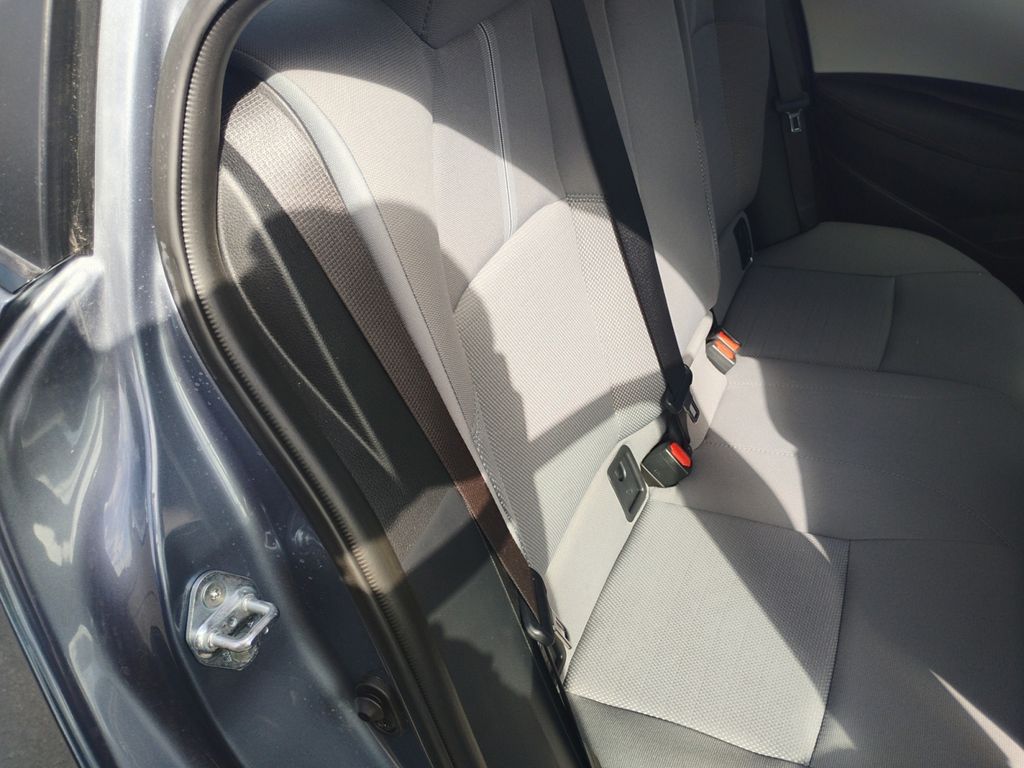 2024 Toyota Corolla SE photo 17