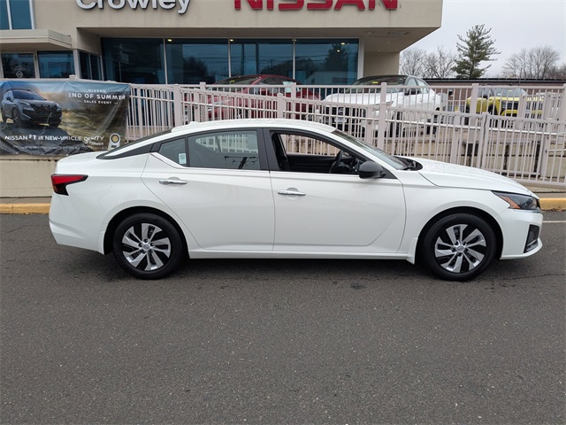 2025 Nissan Altima 2.5 S photo 2