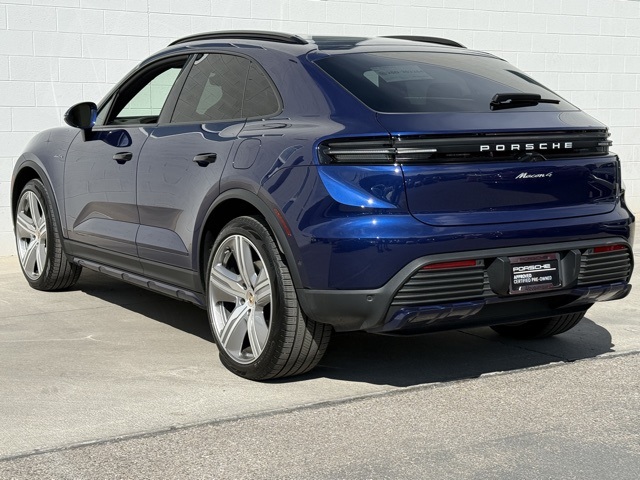 2025 Porsche Macan Electric 4 photo 3