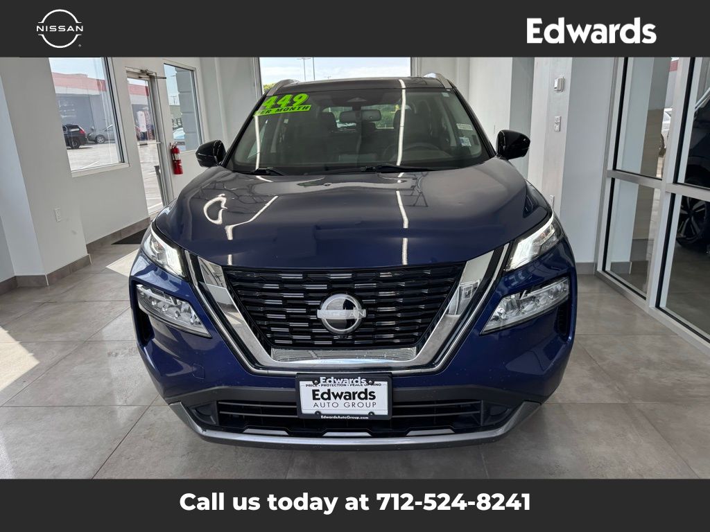 2023 Nissan Rogue SL photo 3