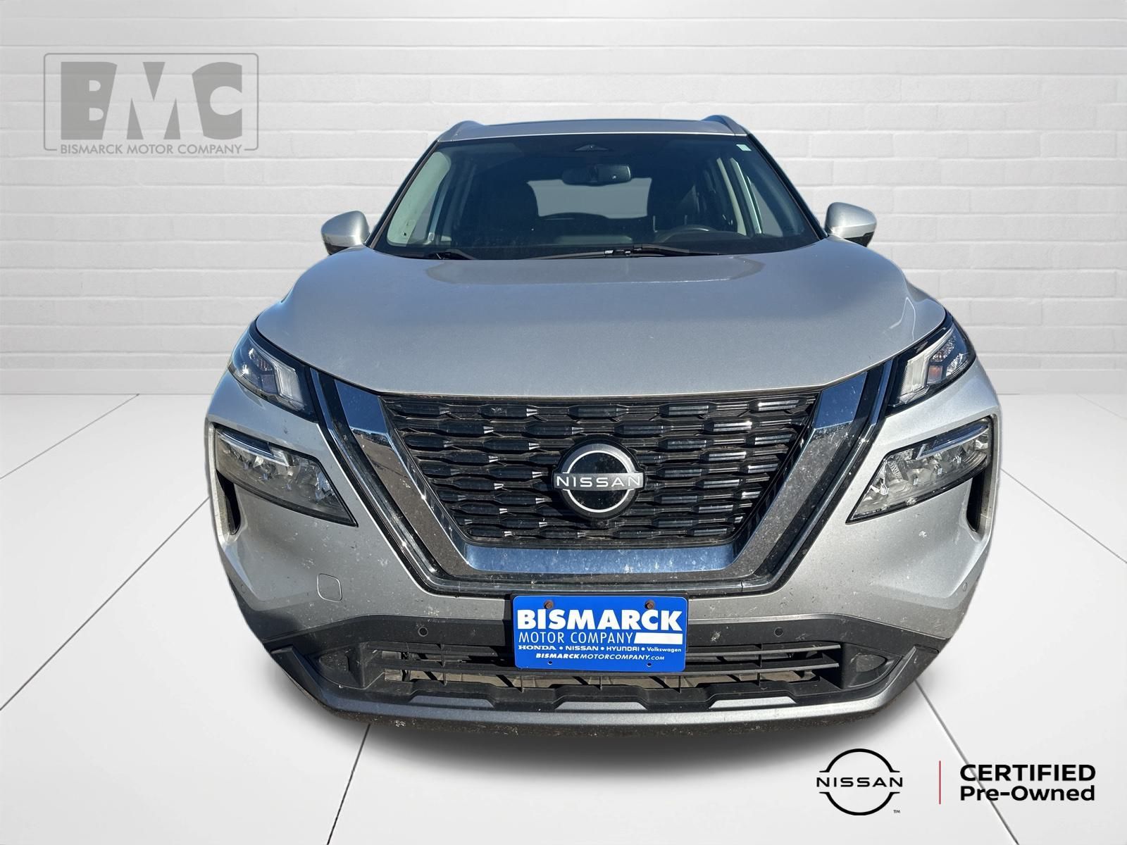 2023 Nissan Rogue SL photo 2