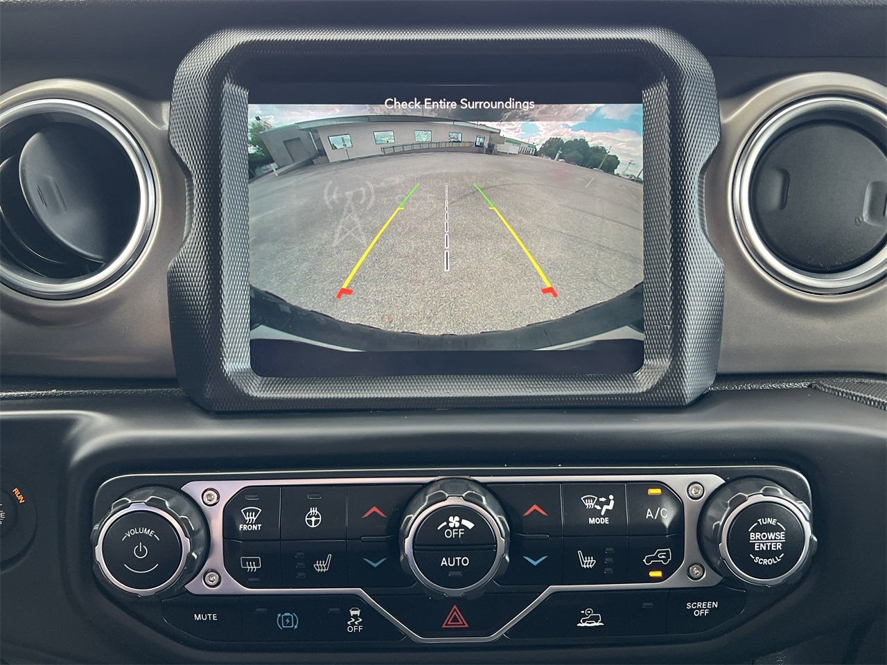 2021 Jeep Wrangler Unlimited Rubicon 4xe photo 2