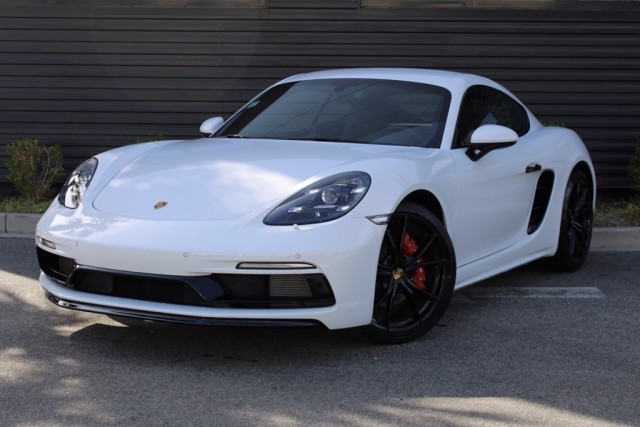2025 Porsche 718 Cayman S