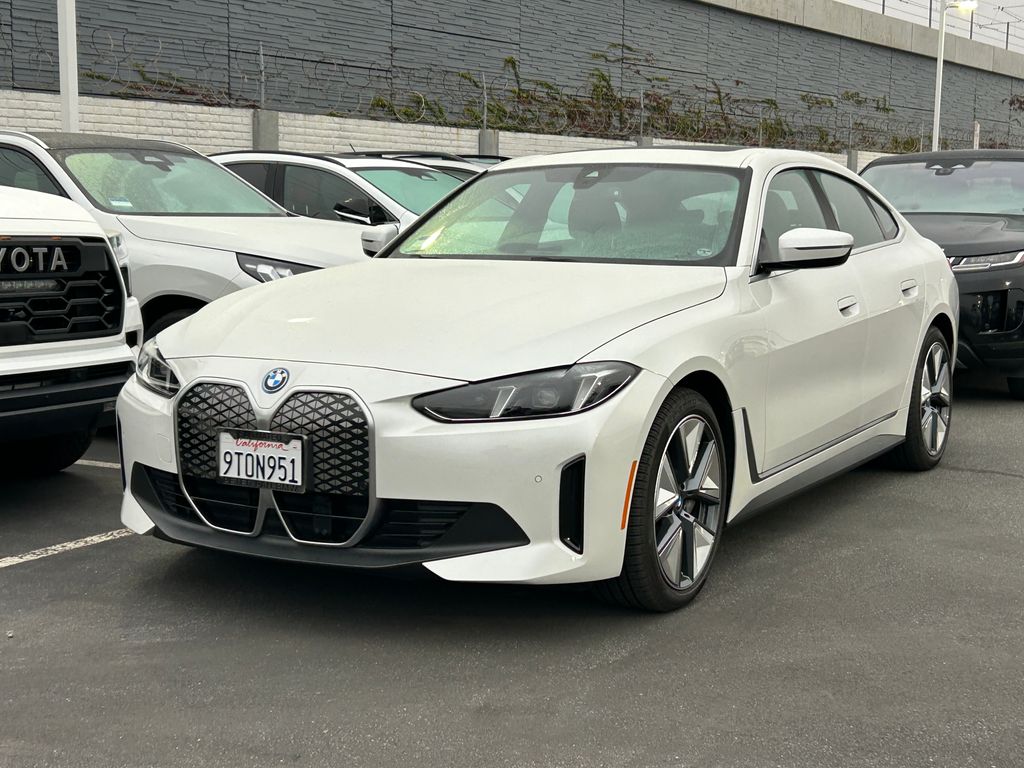 Used 2025 BMW i4 40 with VIN WBY23HD02SFU77116 for sale in San Mateo, CA