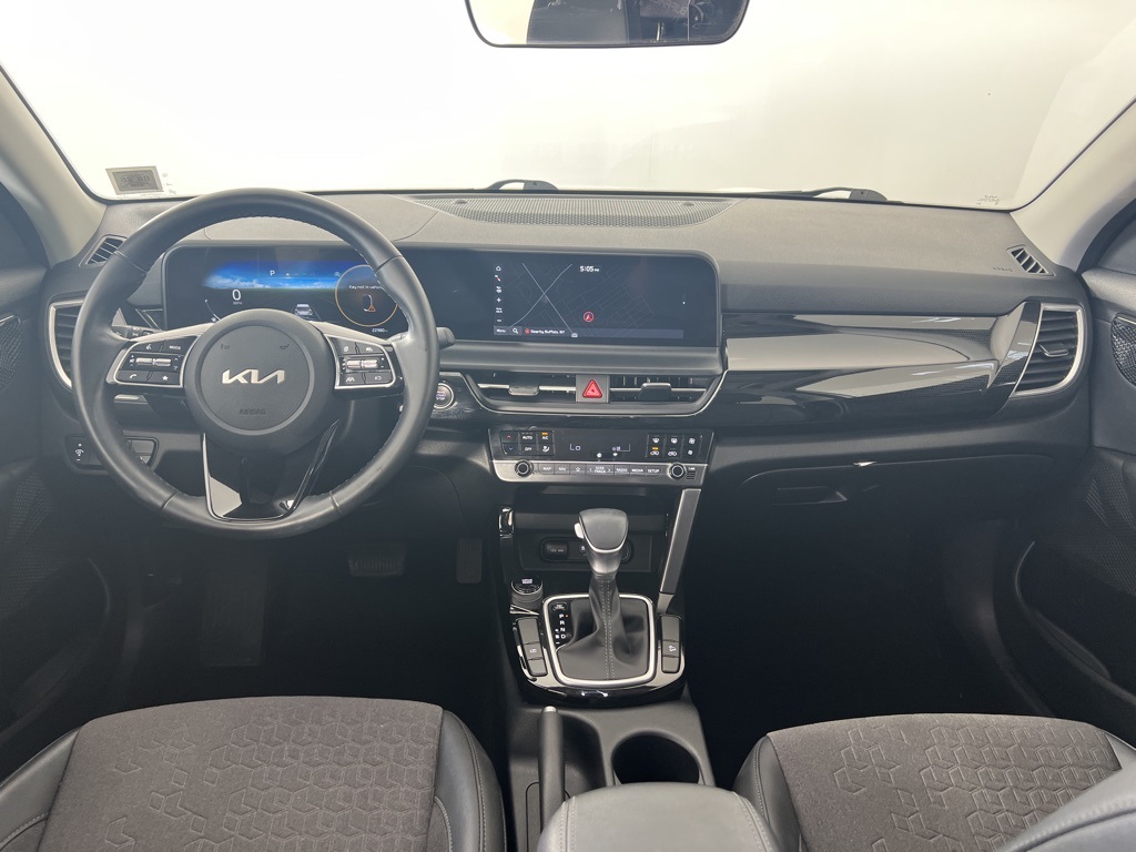 2024 Kia Seltos S photo 13