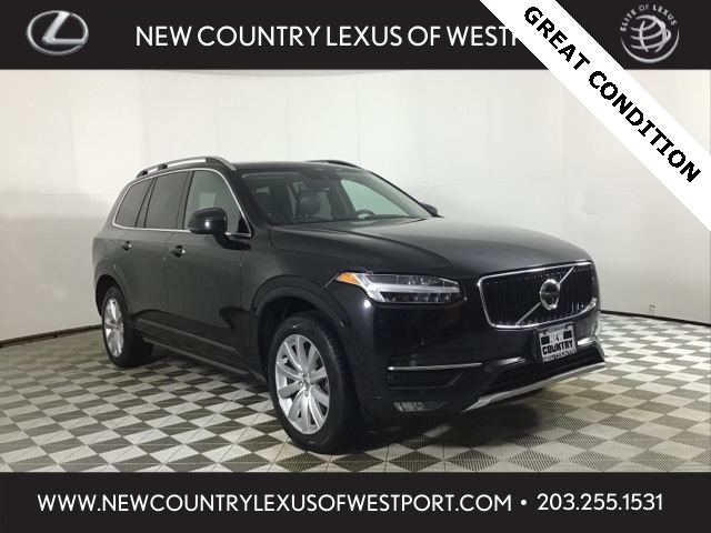 2016 Volvo XC90 Momentum's photo