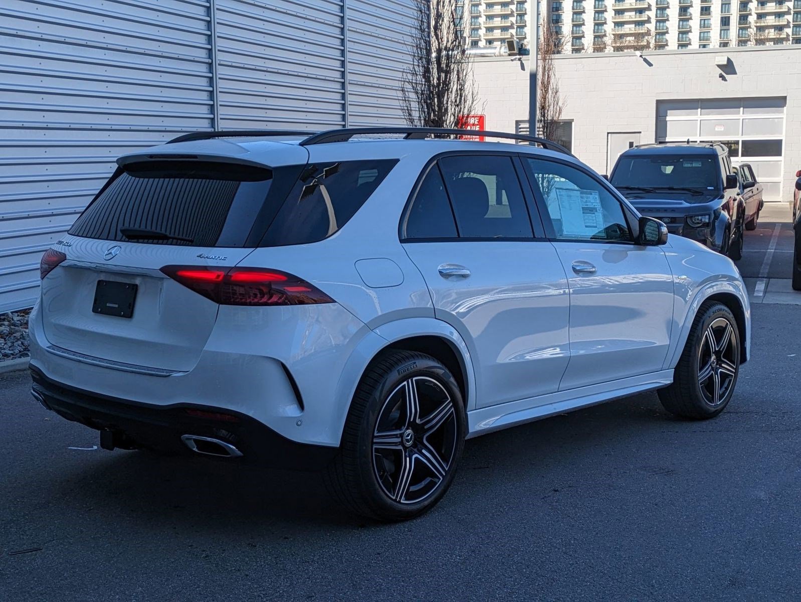 2025 Mercedes Benz GLE 450 4MATIC photo 3