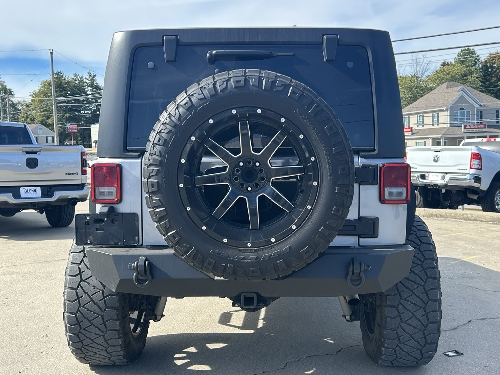 2015 Jeep Wrangler Unlimited Sport photo 4