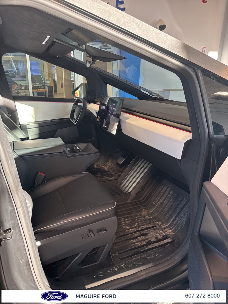 Used 2024 Tesla Cybertruck Base with VIN 7G2CEHED6RA002160 for sale in Kansas City