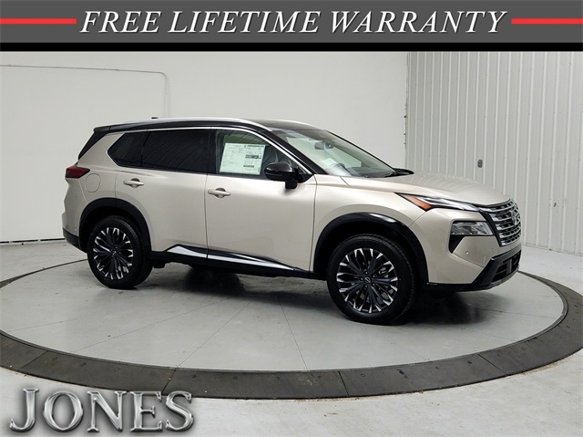 2026 Nissan Rogue Platinum's photo