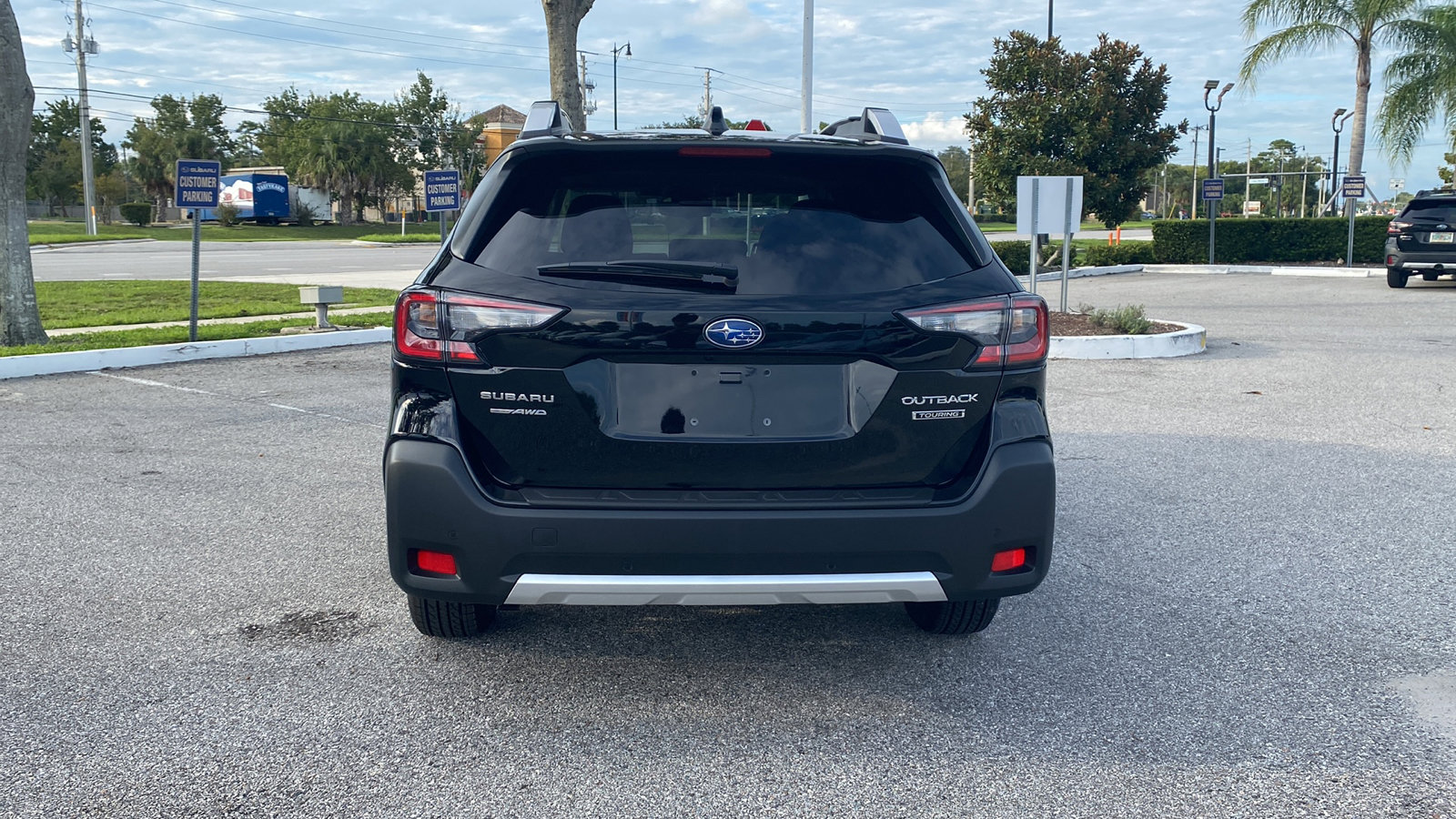 2025 Subaru Outback Touring photo 24