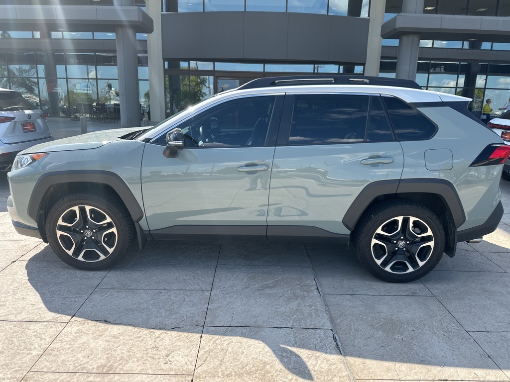 2019 Toyota RAV4 Adventure photo 2