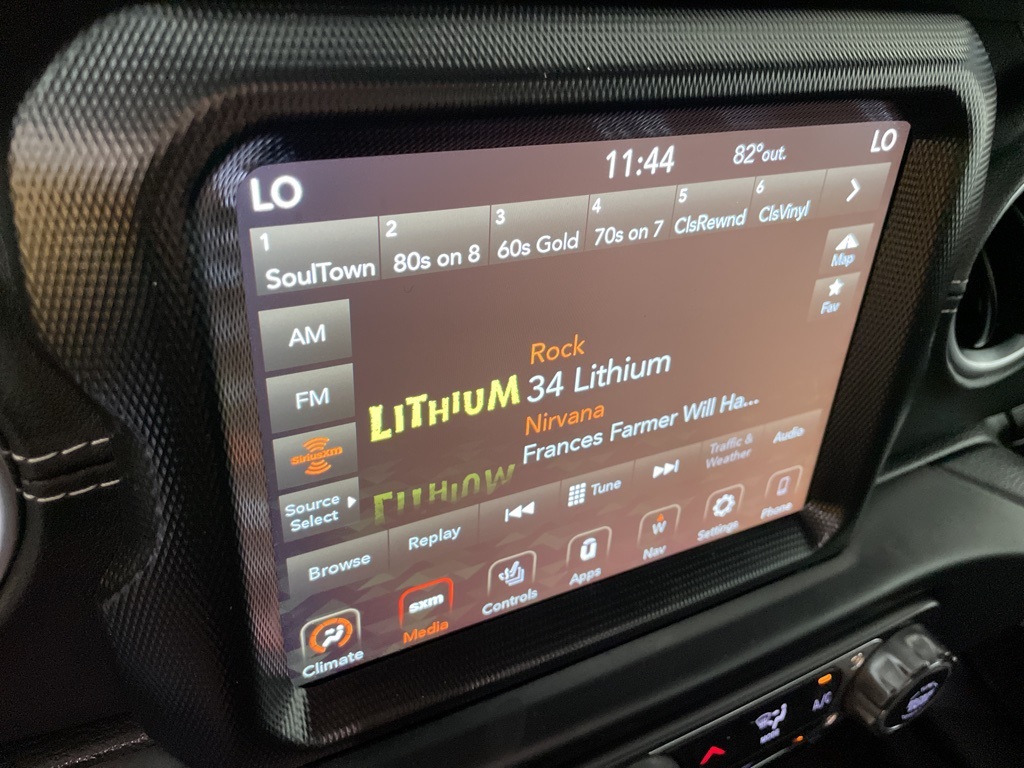 2022 Jeep Wrangler Unlimited Sahara 4xe photo 35