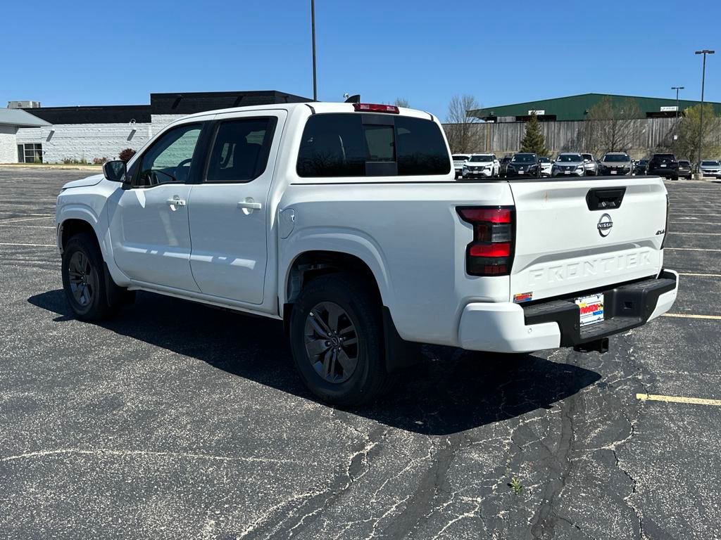 2025 Nissan Frontier SV photo 3