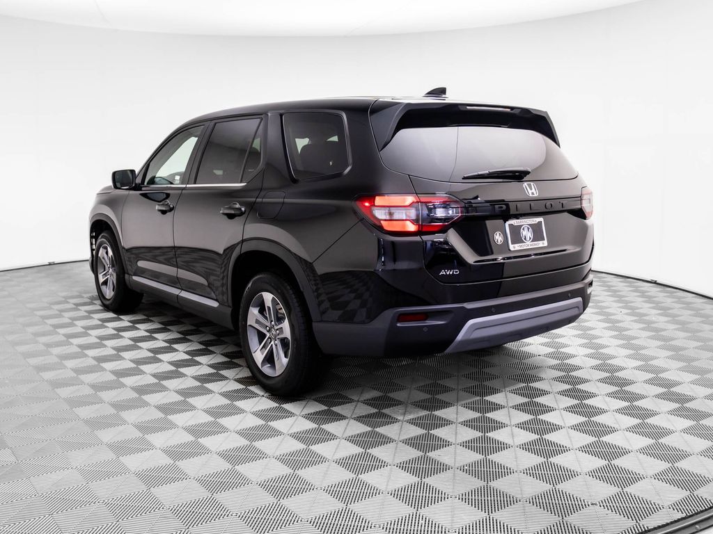 2025 Honda Pilot EX-L photo 3