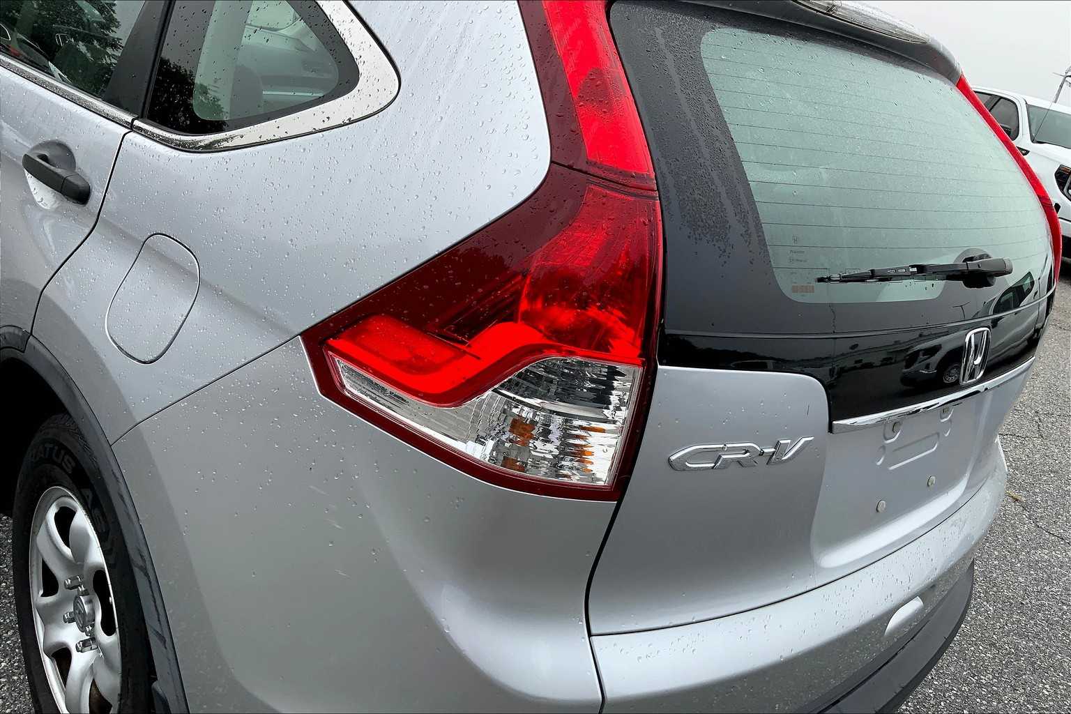 2014 Honda CR-V LX photo 26