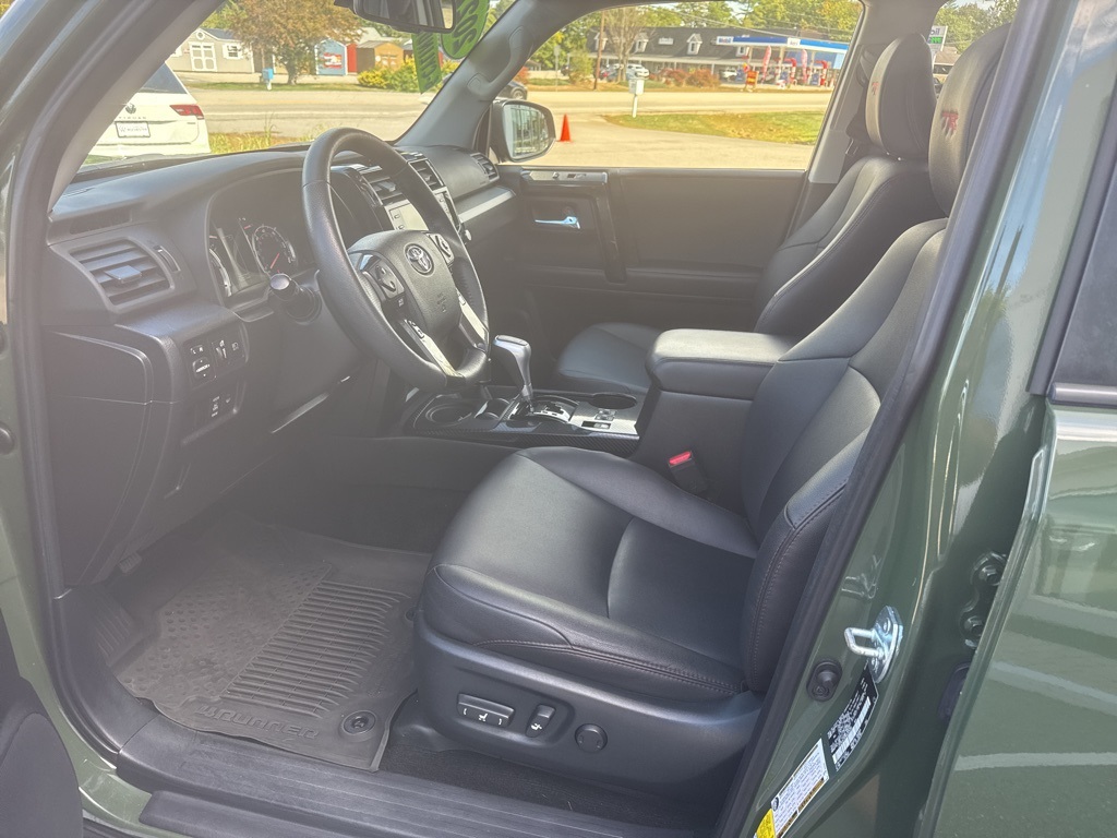 2022 Toyota 4Runner TRD Off-Road Premium photo 8